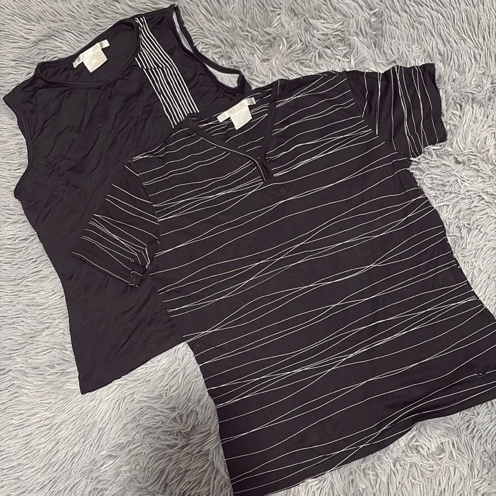 Nike Black and White Short Sleeve T-Shirt